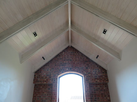 Cape Roof - Exposed Ridge Beam and Rafters