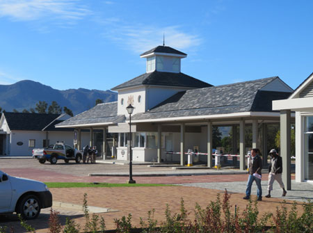 Cape Roof - Val de Vie Entrance