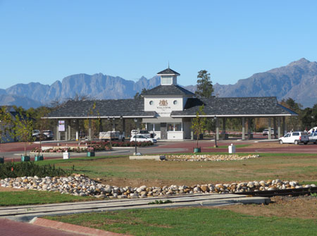 Cape Roof - Val de Vie Entrance