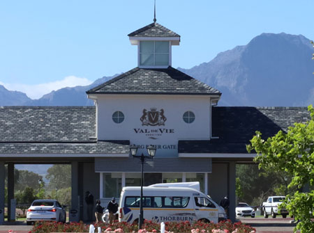 Cape Roof - Val de Vie River Entrance